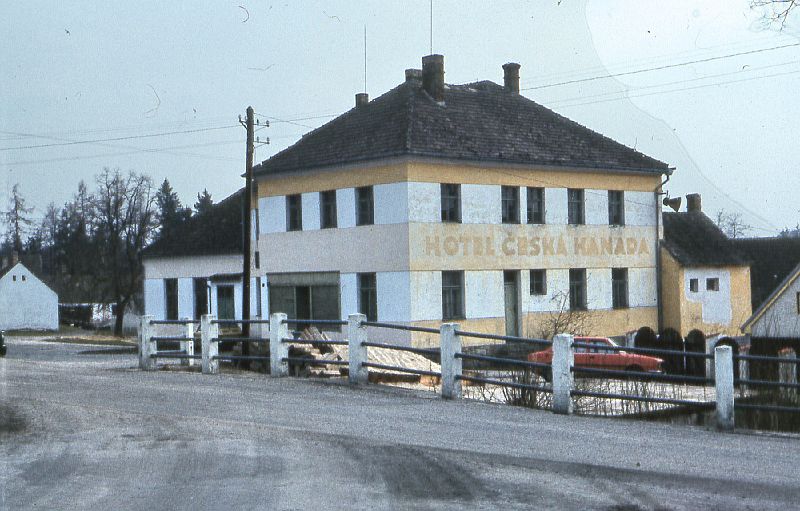 kanada01.jpg - Hotel Česká Kanada - podzim